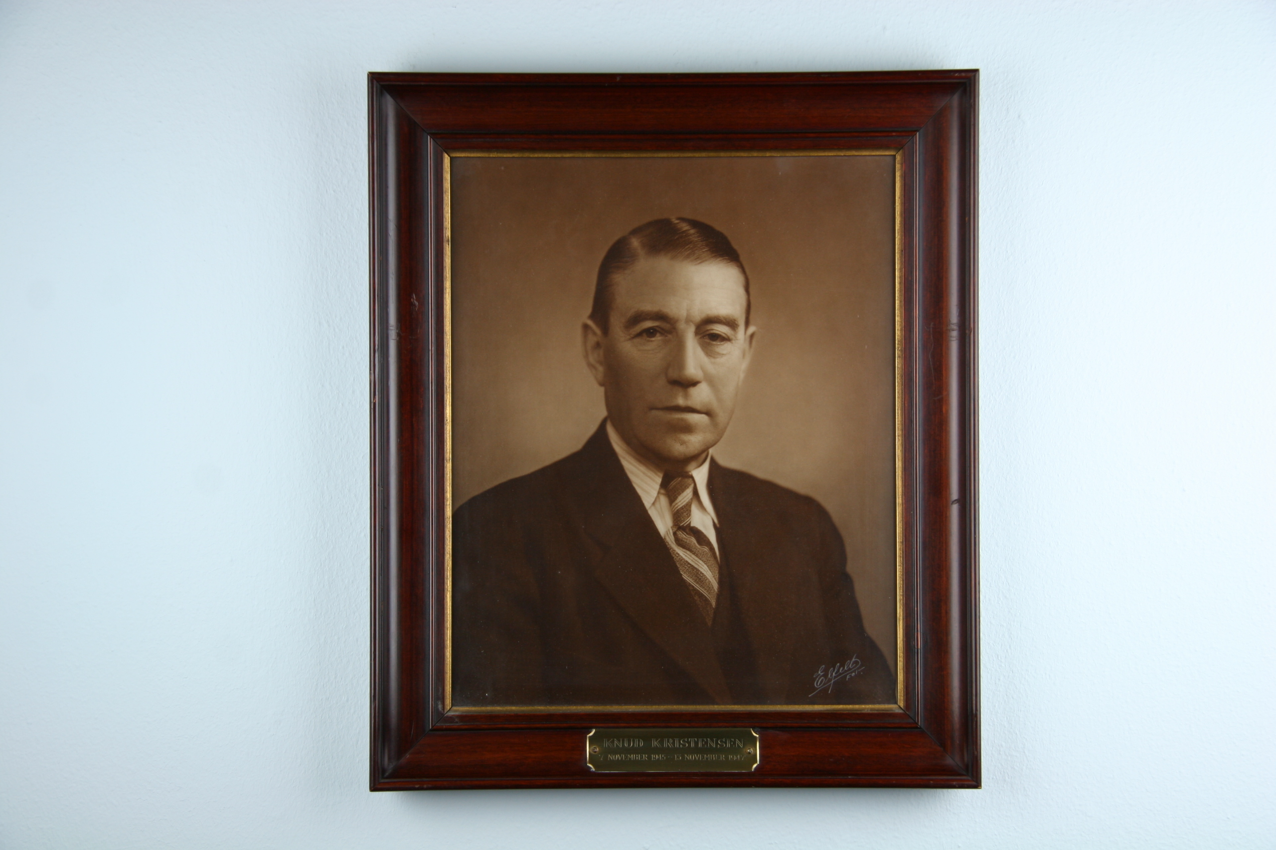 Portræt af Knud Kristensen